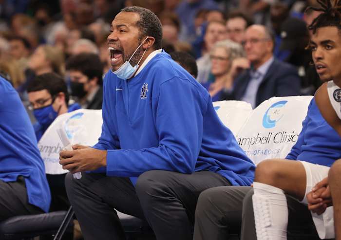 Memphis Tigers Assistant Coach Rasheed Wallace yells out to his team during their game against the Tennessee Tech Golden Eagles at FedExForum on Tuesday, Nov. 9, 2021. Jrca9685